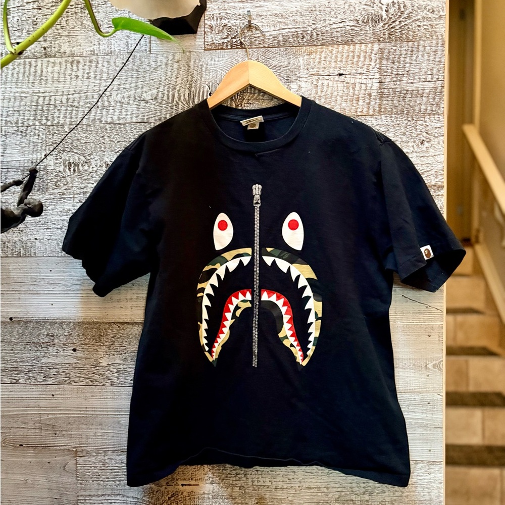 🏷 A Bathing Ape BAPE | 1st Camo Shark Tee - Mens L, Yellow/Green on Black